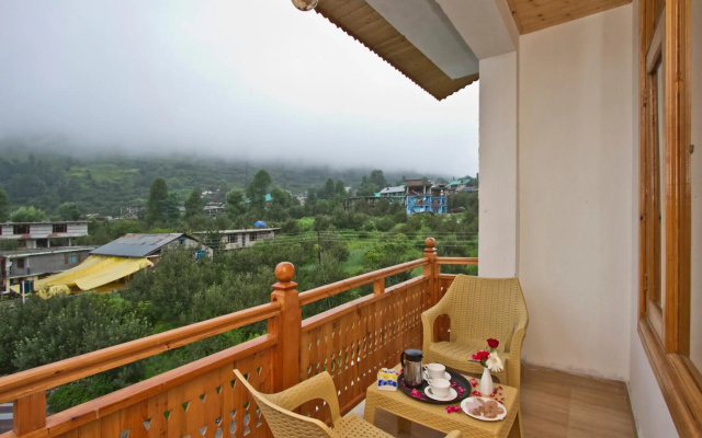 Hotel Monarch Residency