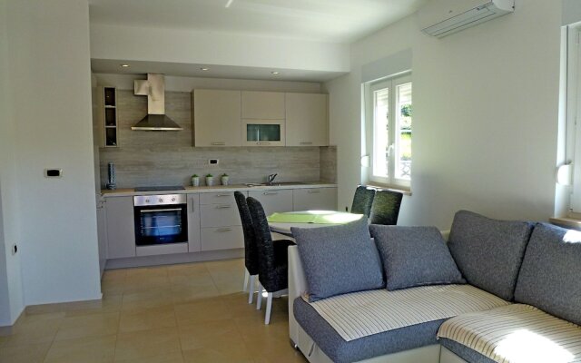 Apartment Nevena