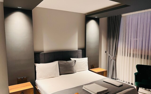 Ci Plus Hotel