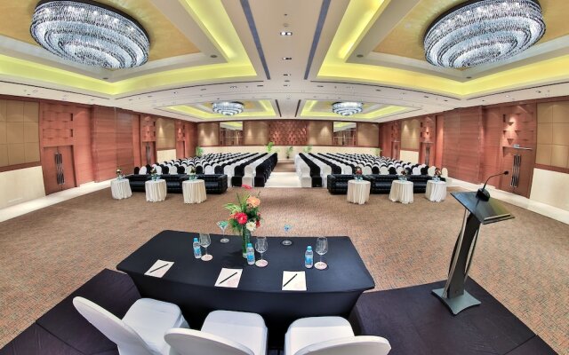 The Lalit Chandigarh