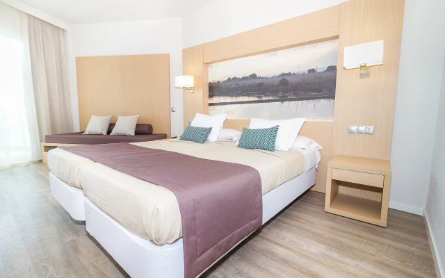 Eix Lagotel Holiday Resort