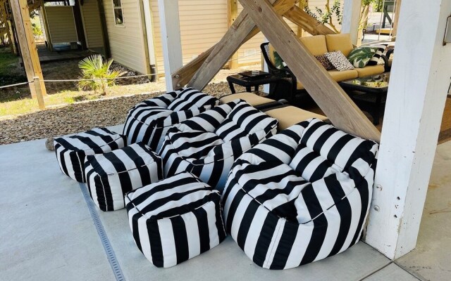 Carmels By The Sea 4 Bedroom Home by Redawning