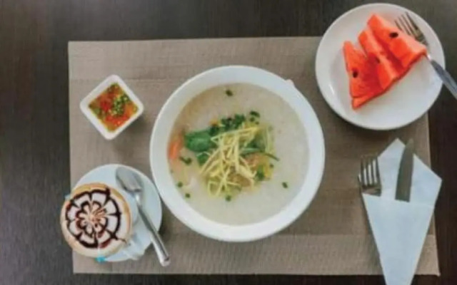 Petpumok Wangnamkhiao Hotel