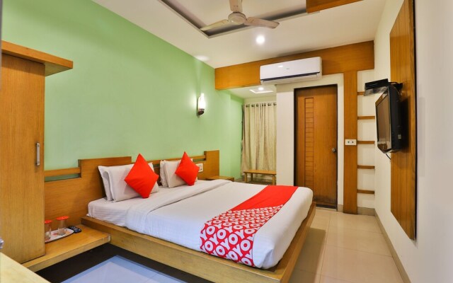 Hotel Summit By OYO Rooms