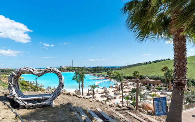 Scenic Apartment in Alcazaba Lagoon Ref M55