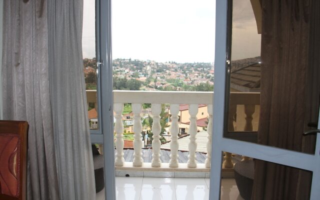 Hill Crest Hotel