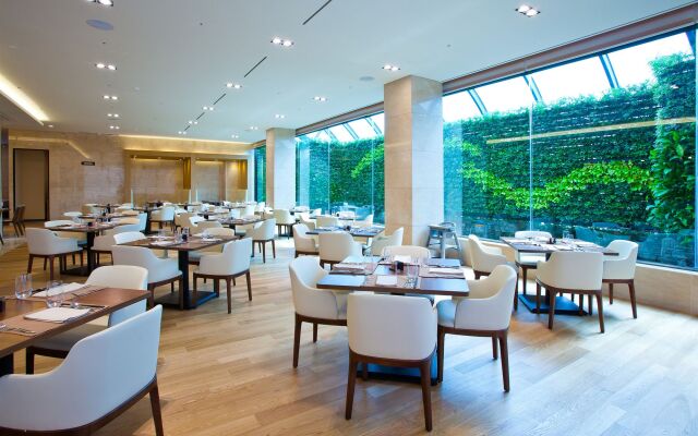 Lahan Select Gyeongju