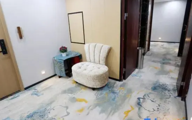 Jinglong Hotel