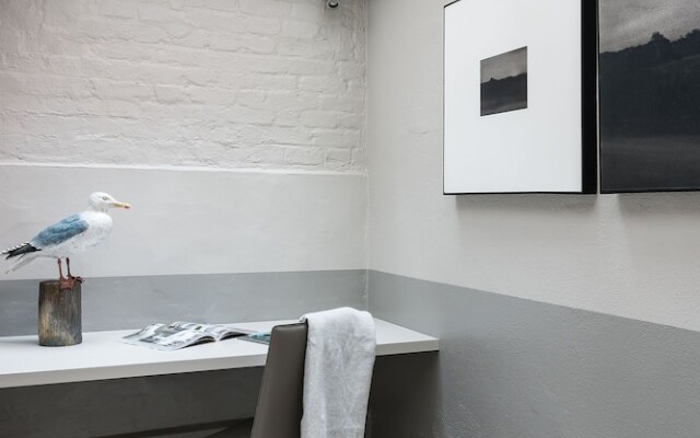 Ultra luxurious London home for 5-7