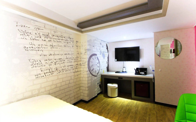 M2 motel