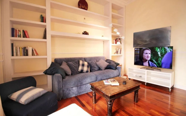 Prestigious Family Apt near St. Peter