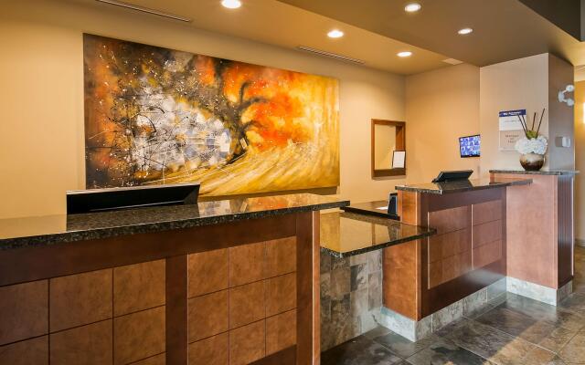 Best Western Plus Service Inn & Suites