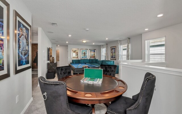 Private Pool Villa W/pool Table, On-site Waterpark