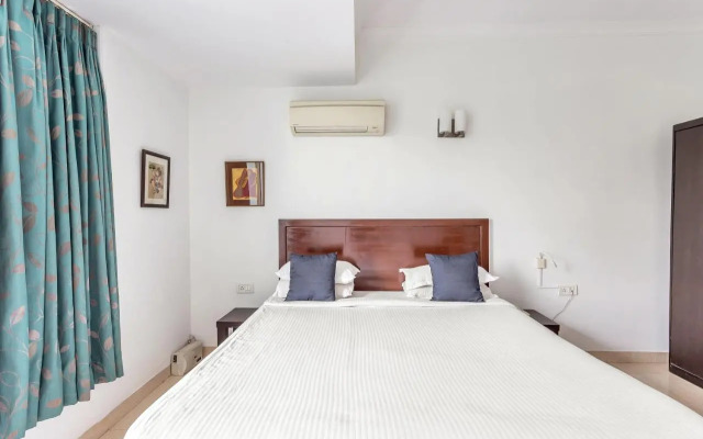 OYO 2119 Hotel Arotel Rooms@Suites