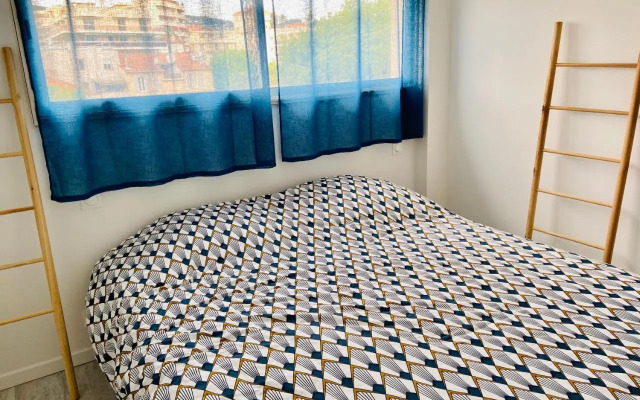 Appartement T3 , 650m du Palais des Festivals
