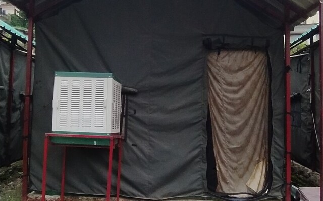 Camp in Rishikesh