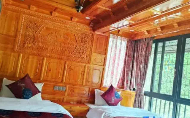 Jiangcuo Xianghe Homestay