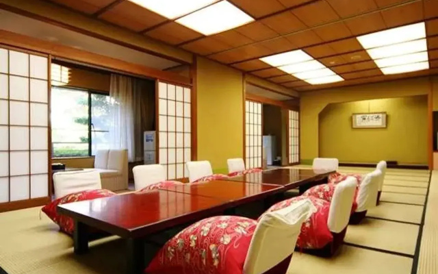 Awazuonsen Kitahachi