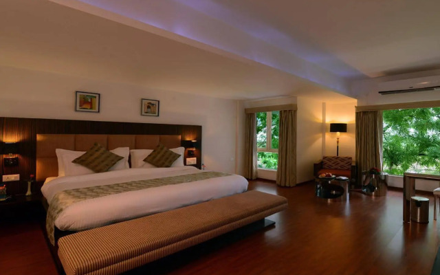 Top3 Lords Resort Bhavnagar