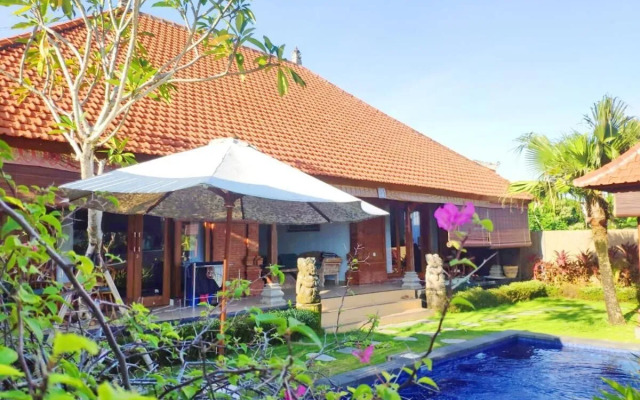 Villa Taman Pesona
