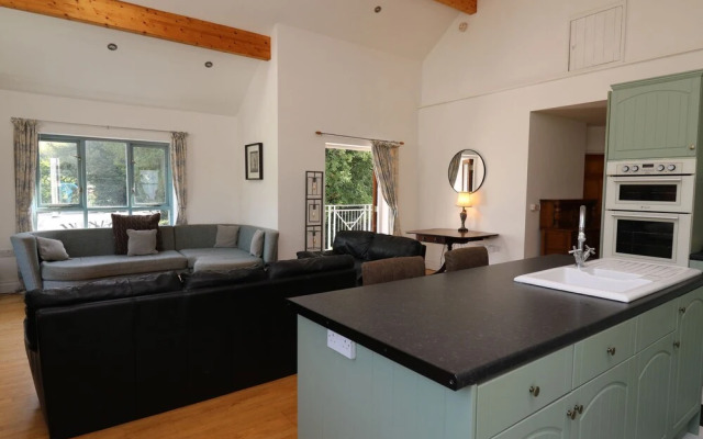 The Coach House at Plas Dolguog