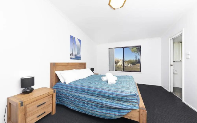Seashells Beachfront Resort