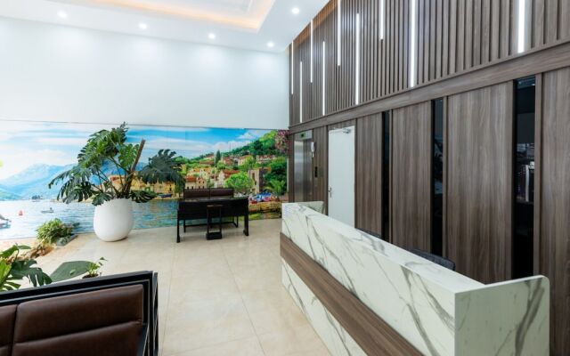 Westlake Emerald Suites