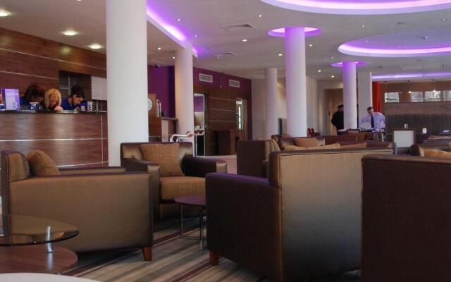 Holiday Inn Express London - Newbury Park, an IHG Hotel