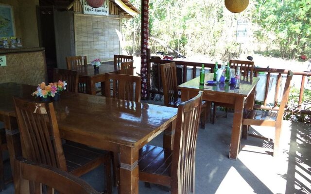 Bali Relax's Homestay and Cafe