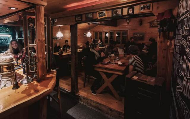 Mountain Hostel Gimmelwald
