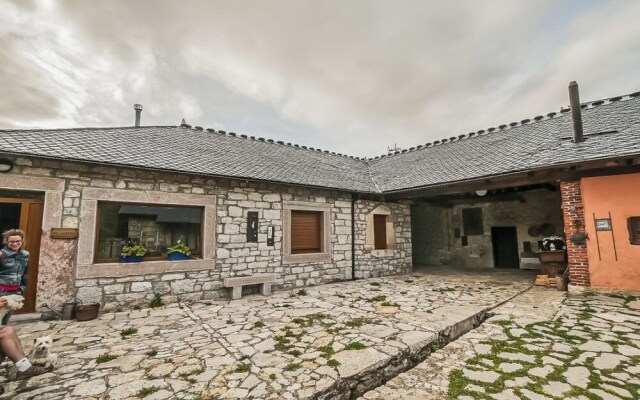 La Lecheria De Babia El Refugio