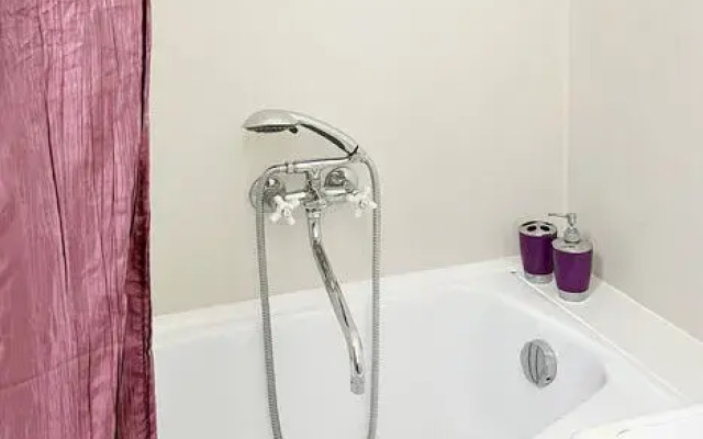 Династия на Ярыгинской набережной, 5