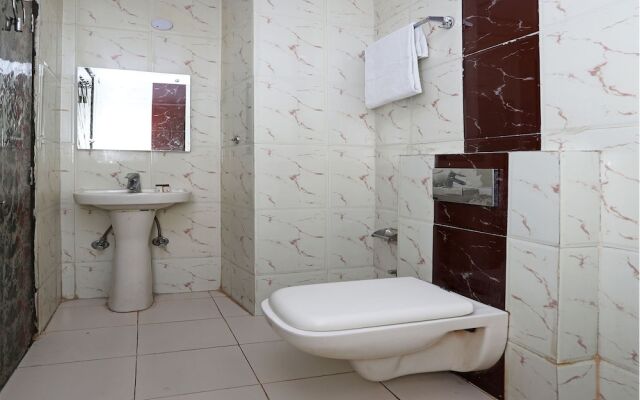 OYO 8933 Hotel CG International