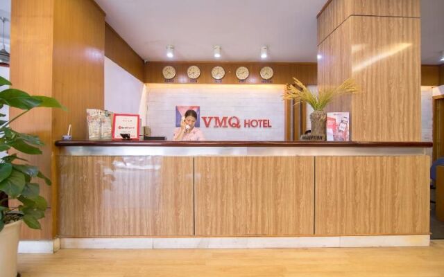 RedDoorz Plus Near Van Mieu Quoc Tu Giam