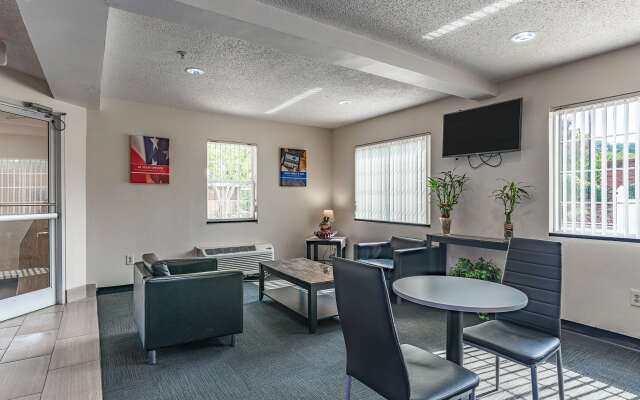 Motel 6 Charlotte, NC - University
