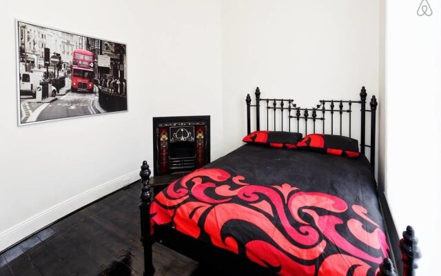 REdTRO House South Yarra