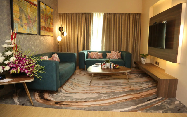 The Regenza by Tunga