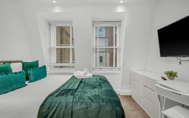 Artillery Lane Apartments by MySquare