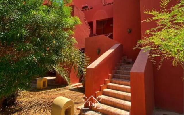 Amazing Pool And Lagoon View 2br Apartment