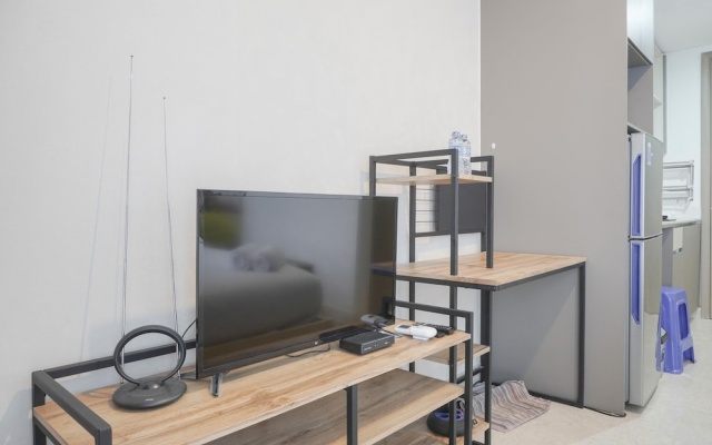 Minimalist And Comfort Studio At Gold Coast Apartment – Guest Rooms – Jakarta