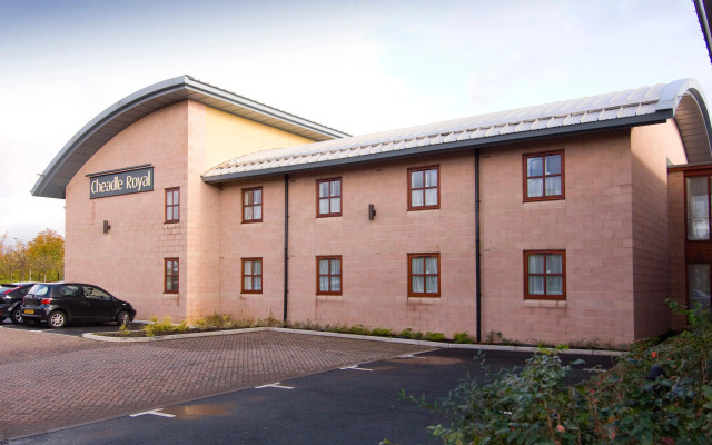 Premier Inn Manchester - Cheadle