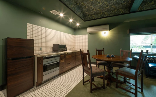 LONGINGHOUSE Kyukaruizawa Suwanomori