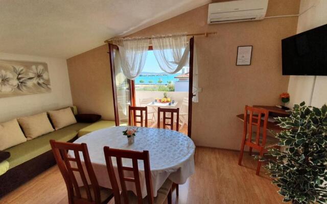 Apartment Sime (ZAD505)