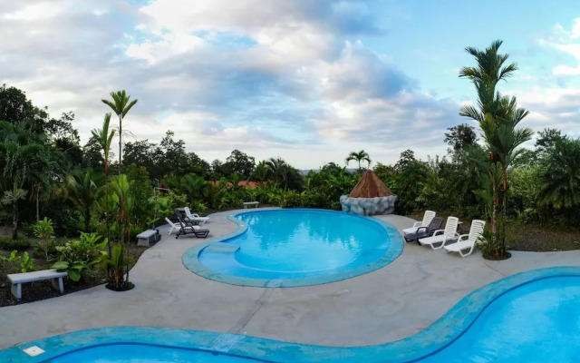 Arenal History Inn