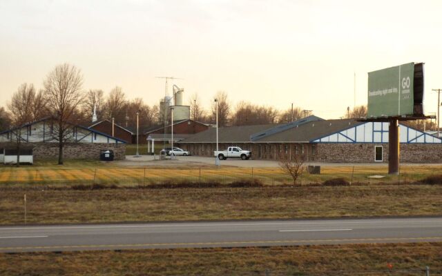 Motel 6 Concordia, MO