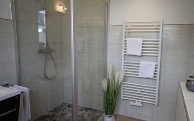 Casa Fortuna Modern Retreat