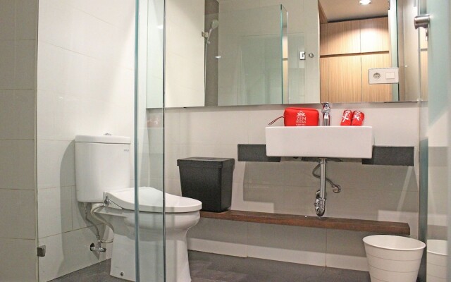 ZEN Premium Sampoerna Strategic Square