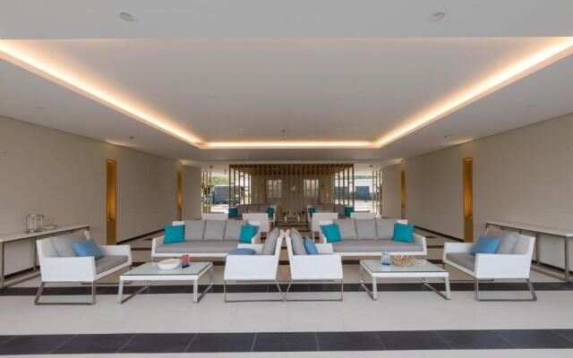 The Ocean Luxury Villas by Danatrip