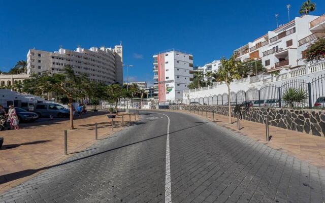 Flatguest San Fernando + 4Bdr + Terrace + Parking