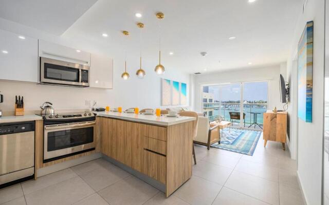 HH-2Bdr413 - NEW Modern Apartment in Oceanfront Luxury Condo in Aruba!